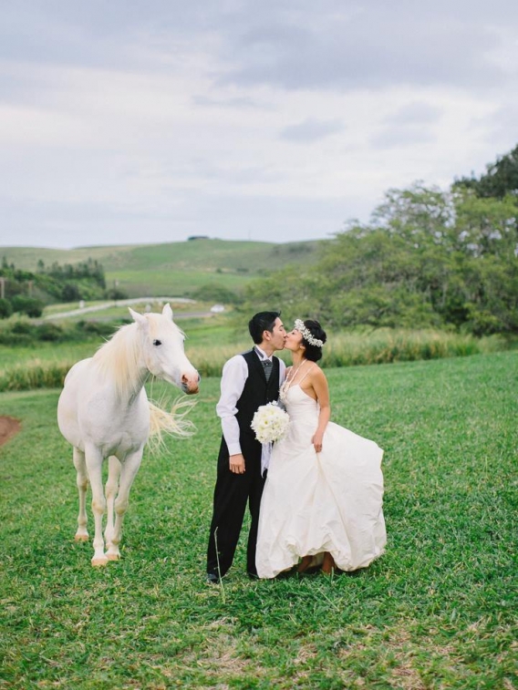 Puakea Ranch Kohala Big Island Wedding Vintage Lace Event